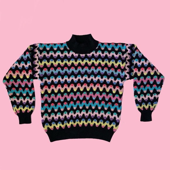 Vintage Small Northern Isles Retro Print Mock Neck Sweater! - Picture 4 of 7